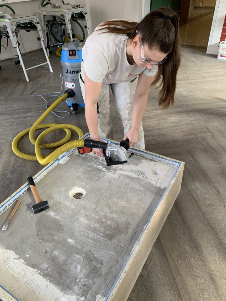 Handfugenschneider der Material- und Werkzeugspende Firma Janser