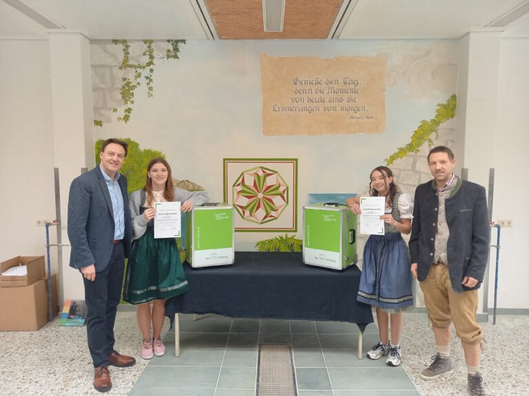 Koffer der STO-Stiftung